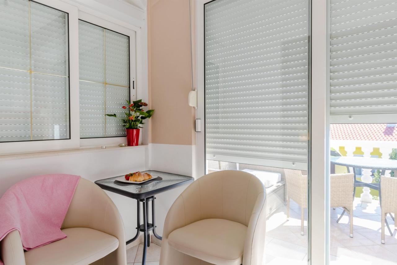 Apartments Vedmar บาร์บินเย ภายนอก รูปภาพ